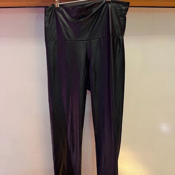 Cherish Pleather Leggings - Picture 1 of 2